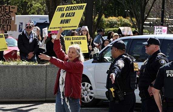 އިޒްރޭލަށް ހަތިޔާރު ނުވިއްކަން އދ. އިން ގޮވާލައިފި