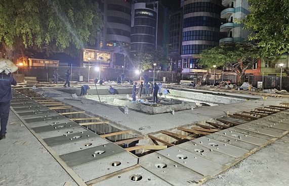 ފެންއަރުވާވަޑާން މަރާމާތުކޮށް އީދަށް ހުޅުވަނީ