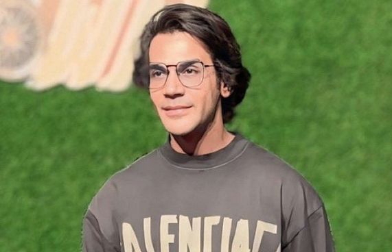 ރާޖްކުމާރް ރާއޯ ޕްލާސްޓިކް ސާޖަރީ ހެދީ؟