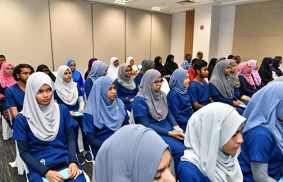 މެޑިކަލް ސްކޫލްގައި ކިޔަވަން ބޭރުގެ 500 ރިކުއެސްޓު