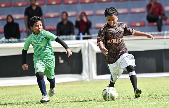 30 އަށްވުރެ ގިނަ ޓީމާއެކު އެކަޑަމީ މުބާރާތް ފަށައިފި