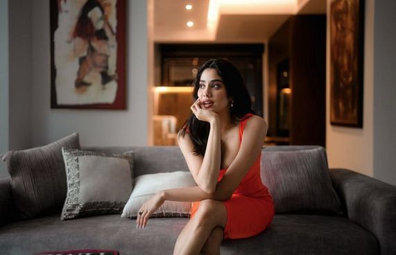 ޖާންވީ ހޮސްޕިޓަލުން ގެއަށް ދޫކޮށްލައިފި