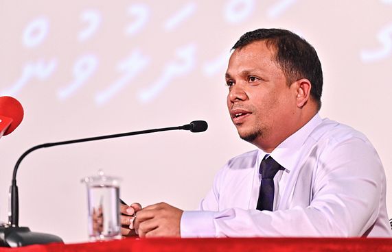 ސުކޫކު ޕޭމަންޓްތައް ދެއްކުމަށް ދަތިކަމެއް ނެތް: ޝަފީގު
