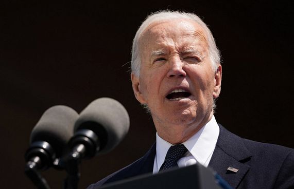 ޑިމޮކްރަސީއަށް މިހާ ބިރު ބޮޑު އިރެއް ނާދޭ: ބައިޑެން