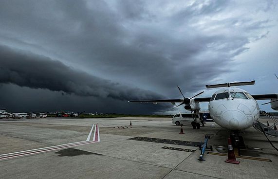 އިއްޔެ އެންމެ ވައިބާރުވީ ހުޅުލެ އާއި ދަރަވަންދުއަށް