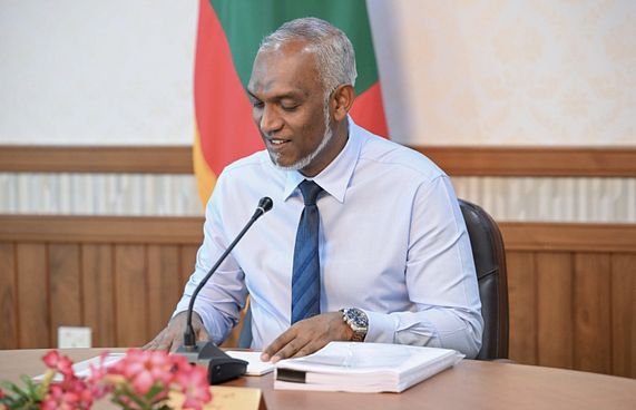 މަހަށް ހަމަ އަގު ލިބޭނެ އެއްބަސްވުމެއްގައި ބައިވެރިވަނީ