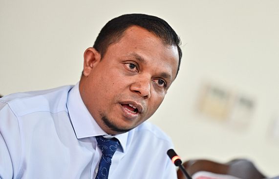 އެއާޕޯޓް ޓެކްސް އާއި ގްރީން ޓެކްސް ބޮޑުކުރަނީ