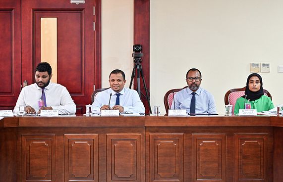 ހަރަދު ކުޑަކުރުމުގެ ފިޔަވަޅުތައް ތަންފީޒު ކުރަނީ!