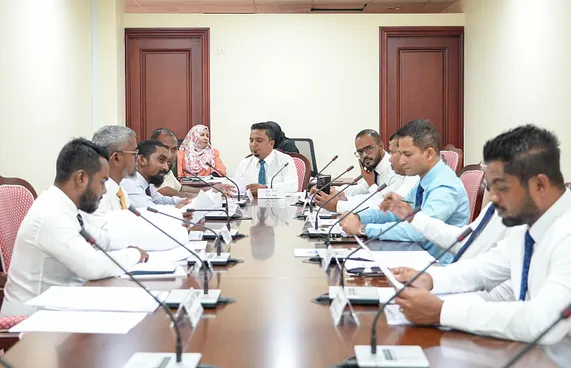 މިދިޔަ އަހަރު 11 ބިދޭސީއަކަށް ދިވެހި ރައްޔިތުކަންދިން