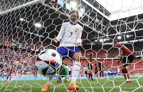 ބެލްޖިއަމްގެ ބައި ގޯލަކުން ފްރާންސް ގަދަ އަށަކަށް