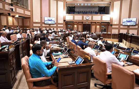 ތިން މަސް ތެރޭގައި މާލީ ބަޔާން ހުށަހަޅާ ގޮތަށް ހަދަނީ