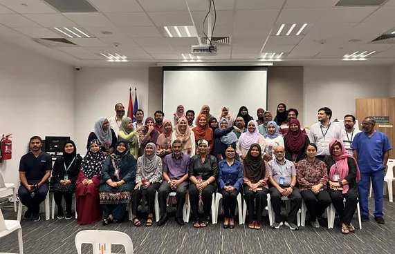 ފުރަތަމަ އެމްބީބީއެސް ބެޗުން ހުރިހާ ދަރިވަރުން ފާސް