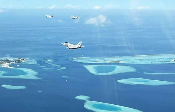 އިޓަލީގެ އަސްކަރީ ޖެޓުތަކުން ރާއްޖޭގެ ތަފާތު ފޮޓޯތަކެއް