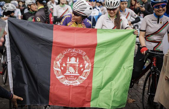 ތާލިބާނުން އަފްޣާނުގެ އަންހެން ޓީމު ބަލައެއް ނުގަތް