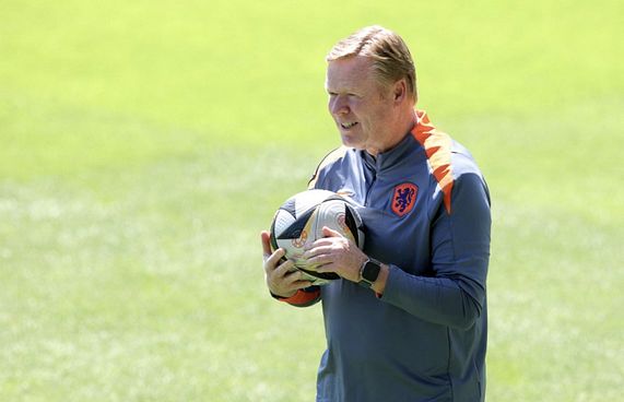 ދަތުރުގެ ތާށިކަން ނެދަލެންޑްސް އަށް މައްސަލައަކަށް ނުވާނެ: ކޫމަން