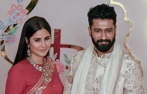 ކެޓްރީނާ ވިހަނީ އަންނަ މަހު: ރިޕޯޓް