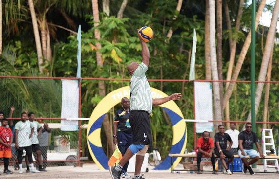 އަމިއްލަ މޯލްޑިވްސްގެ ތައްޔާރީތަކަށް ތައުރީފު