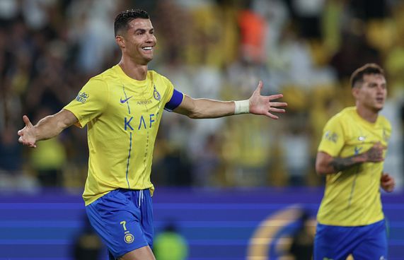 10 ކުޅުންތެރިއެއްގެ މުސާރައަށް 688 މިލިއަން ޑޮލަރު