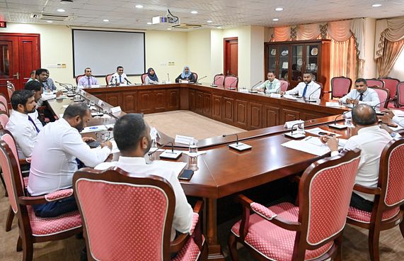 ޖާސޫސްގެ ތުހުމަތުވާ މުވައްޒަފުން ސީއެސްސީން ވަކިވެއްޖެ