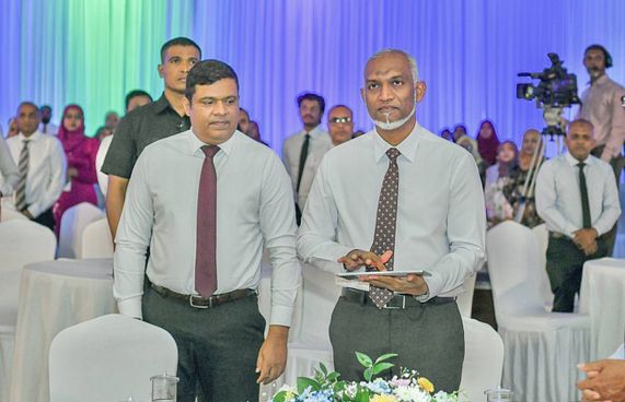 ބްރިޖުން ފީ ނަގާނީ އިގުތިސާދީ ހާލަތަށް ބަލާފައި