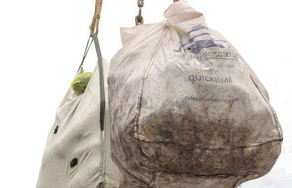 ތިން ވަނަ ދަތުރުގައި އައްޑު އަށް 800 ޓަނުގެ މުދާ!