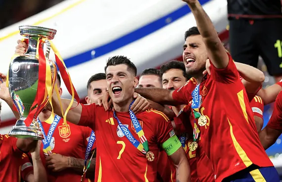 އުފާފާޅުކުރި ގޮތުން ރޮޑްރީ އާއި މޮރާޓާ އަށް އަދަބުދީފި