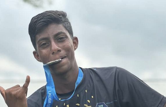 ސާއިން: ކުޑަކުޑަ ރަށަކުން އުފެއްދި ބޮޑު އުއްމީދެއް!