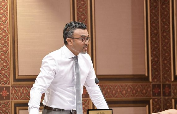 އައްޑޫ ކަރަންޓު މައްސަލައިގެ ކުއްލި މައްސަލަ ބޭރު!