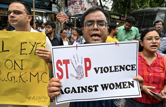 ސްވިޑަންގައި 120 މީހުންނަށް އަނބިމީހާ ވިއްކި މައްސަލައެއްގައި ދައުވާކޮށްފި