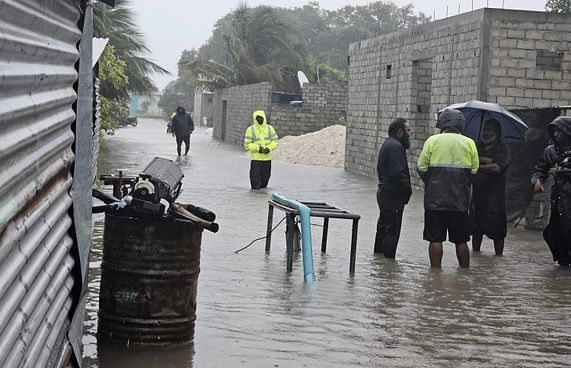 ވިއްސާރާގައި 13 ރަށެއްގެ 77 ގެއަކަށް ގެއްލުން
