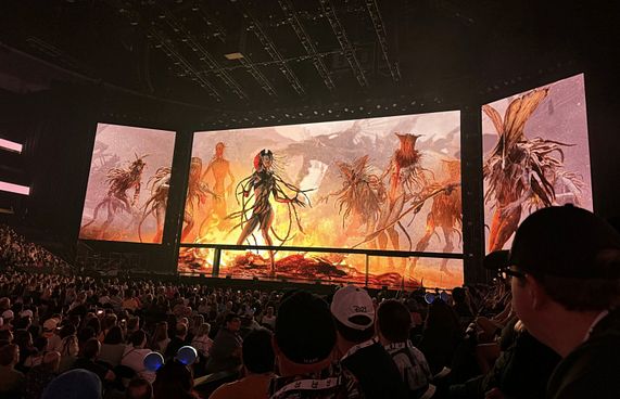 ދެން އަންނަނީ "އެވެޓާ: ފަޔާ އެންޑް އޭޝް"