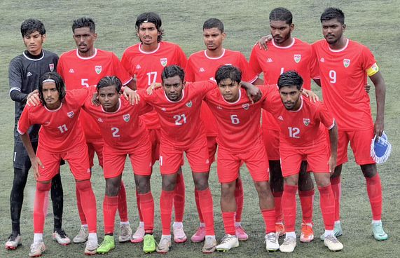 ބޫޓާން އަތުން ބަލިވެ ރާއްޖެ މުބާރާތުން ކެޓުމުގެ ބިރު