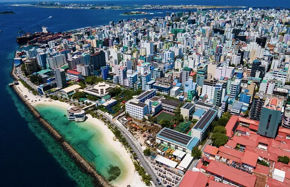 ސުނާމީ ބިނާއިން ފެށިގެން ސޯޝަލް ސެންޓަރު މަގު ބަންދުކުރަނީ