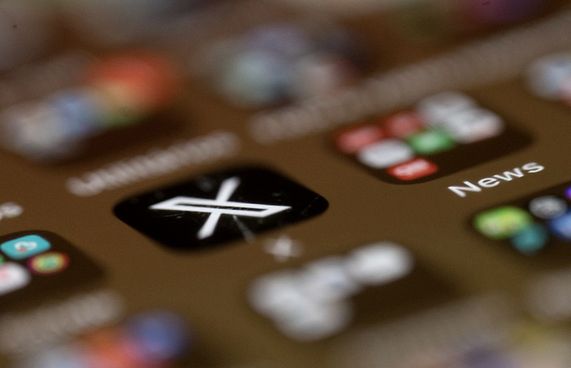 އެކްސް ޑައުންވެއްޖެ، ޕޯސްޓުތައް ލޯޑެއް ނުވޭ