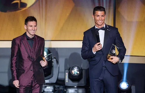 21 އަހަރަށް ފަހު މެސީ އާއި ރޮނާލްޑޯ ބެލޮންޑިއޯ އިން ކަޓައިފި