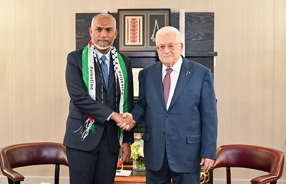 އިޒްރޭލު ނޫން ހުރިހާ ގައުމަކާ ގުޅުން އޮންނާނެ: ރައީސް