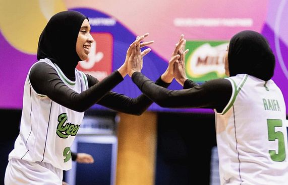 ރާއްޖޭގެ ކުއީންސް އިން ލަންކާ އީގަލްސް ބަލިކޮށްފި