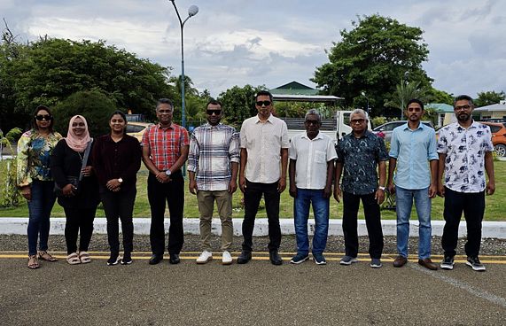 ޓޫރިޒަމް ދުވަސް:ފުވައްމުލަކުގެ ހިދުމަތްތެރިންނަށް އެވޯޑް