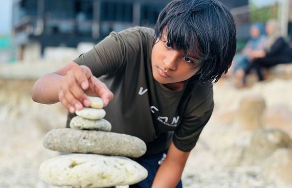 ޔަޝްއަލް: މިއީ އާދަޔާ ހިލާފަށް ތޫނުފިލި ކުއްޖެއް!