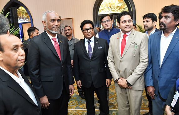 އެންމެ ބޮޑު އިސްކަމެއް އޮތީ ވިޔަފާރީގެ ގުޅުމަށް: މުނޫ