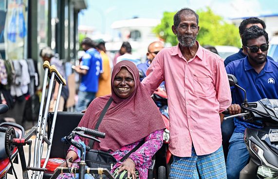 އުފާވެރި ފޮޓޯގަނޑެއް، އެކަމަކު ހާލު ކިހިނެއް؟