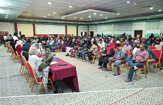 ގުޅިފަޅުގެ 2،319 ގޯތީގެ ރަޖިސްޓަރީ ހަވާލުކޮށްފި