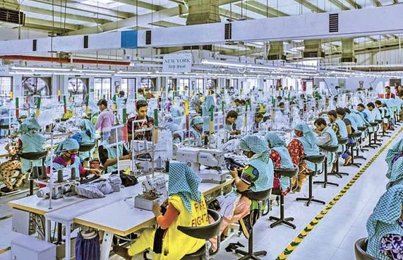 ރާއްޖެ މެދުވެރިކޮށް ގާމެންޓު އެކްސްޕޯޓު ކުރަން ފަށައިފި