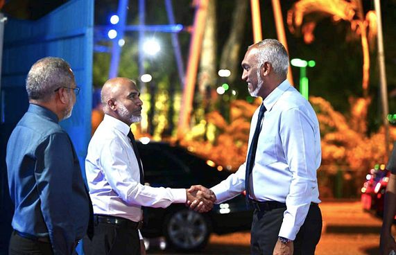 "ރައީސްގެ ނިންމެވުމުން މަގުމަތިވާ ކުދިން މަދުވާނެ"