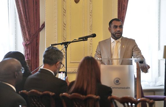 "ޓޫރިޒަމް ކުރިއަރުވާނީ ތިމާވެށި ރައްކާތެރިކޮށްގެން"