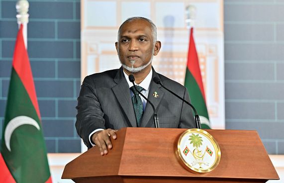 ރާއްޖޭގައި ވޭޕް މަނާކުރާ ބިލް ތަސްދީގުކޮށްފި