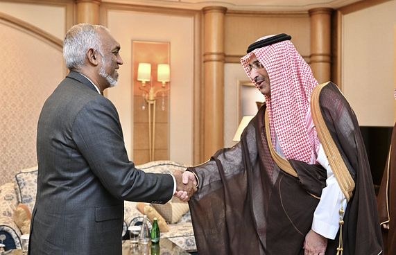 ރައީސް، ސައުދީ ފަންޑުގެ ސީއީއޯއާ ބައްދަލުކުރައްވައިފި