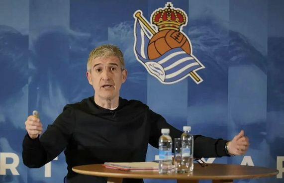 ސޮސިއެޑާޑްގެ ޑައިރެކްޓާ އޮލާބެ ކަލްބް ދޫކޮށްލަނީ