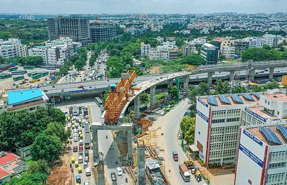 އިންޑިއާގައި ދިވެއްސަކު މަރުވެފައި އޮއްވައި ފެނިއްޖެ