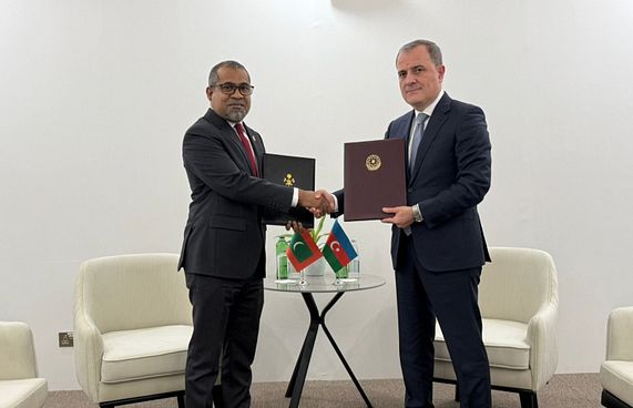 ވެރިންނަށް ވިސާ ނެތި އަޒަރުބައިޖާނަށް ދެވޭގޮތް ހަދައިފި